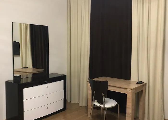 в центрі міста із затишним двориком Apartman