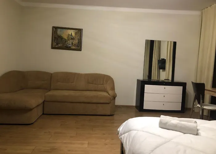 в центрі міста із затишним двориком * Lviv